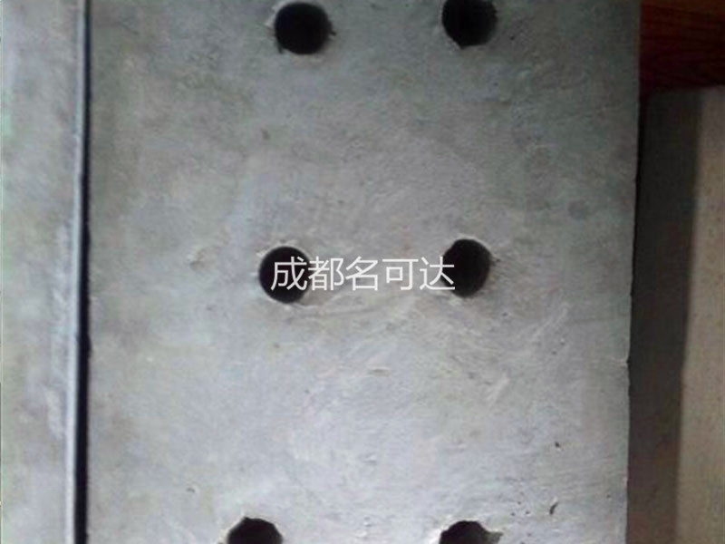 ǰ