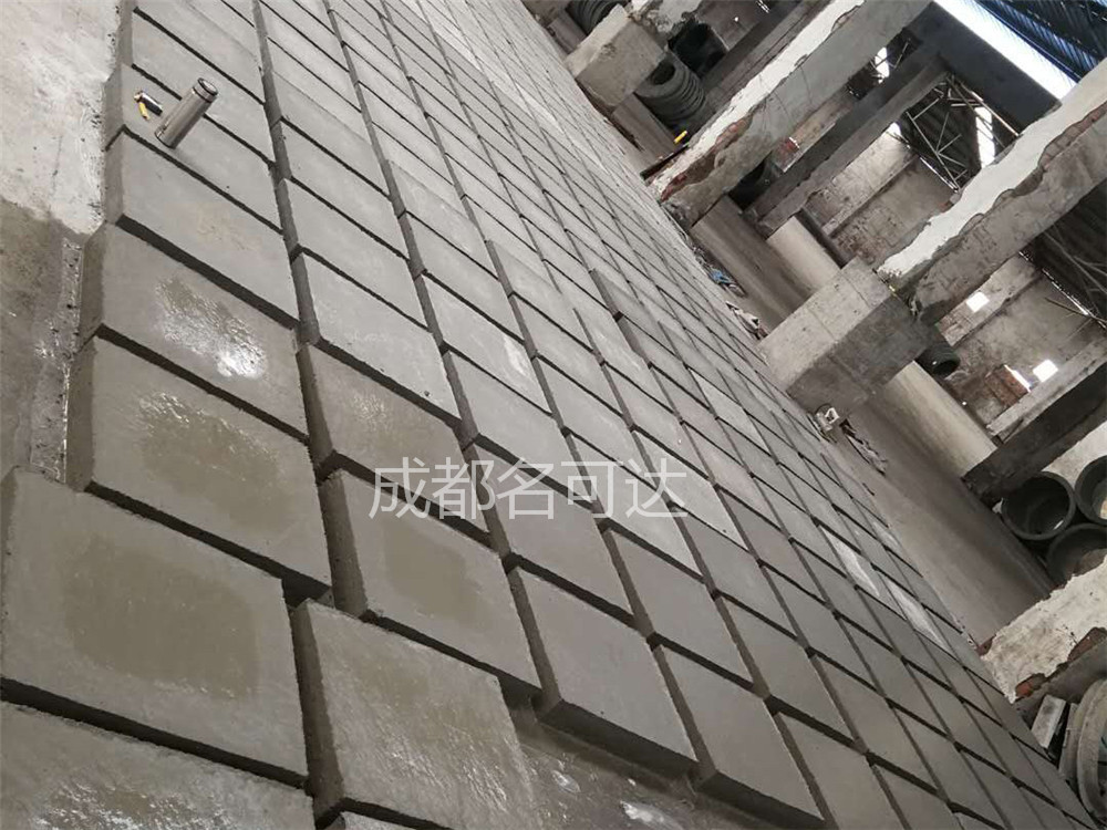 ǰ004