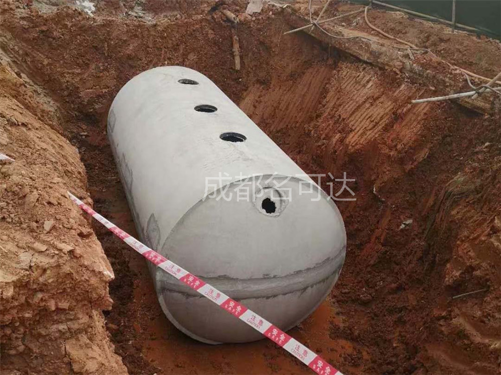 廯001